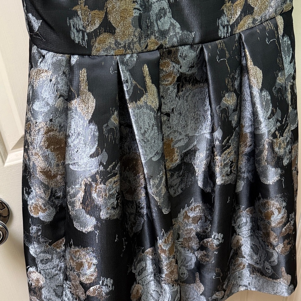 Eliza J Jewel-Neck Metallic Dress - Picture 3 of 8